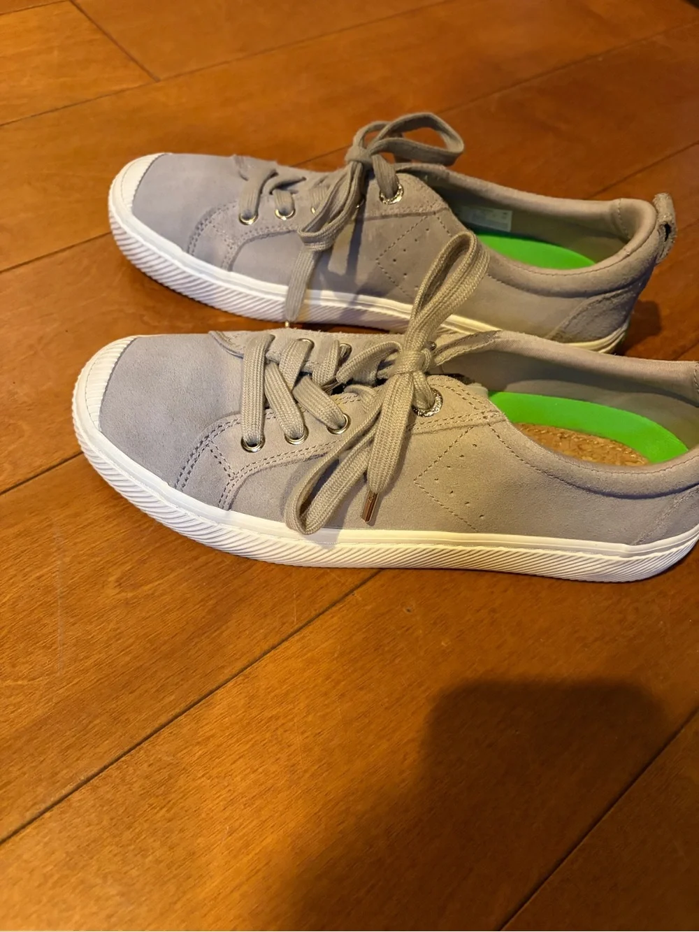 Cariuma Gray Suede Lace-Up Sneakers with Green Insole